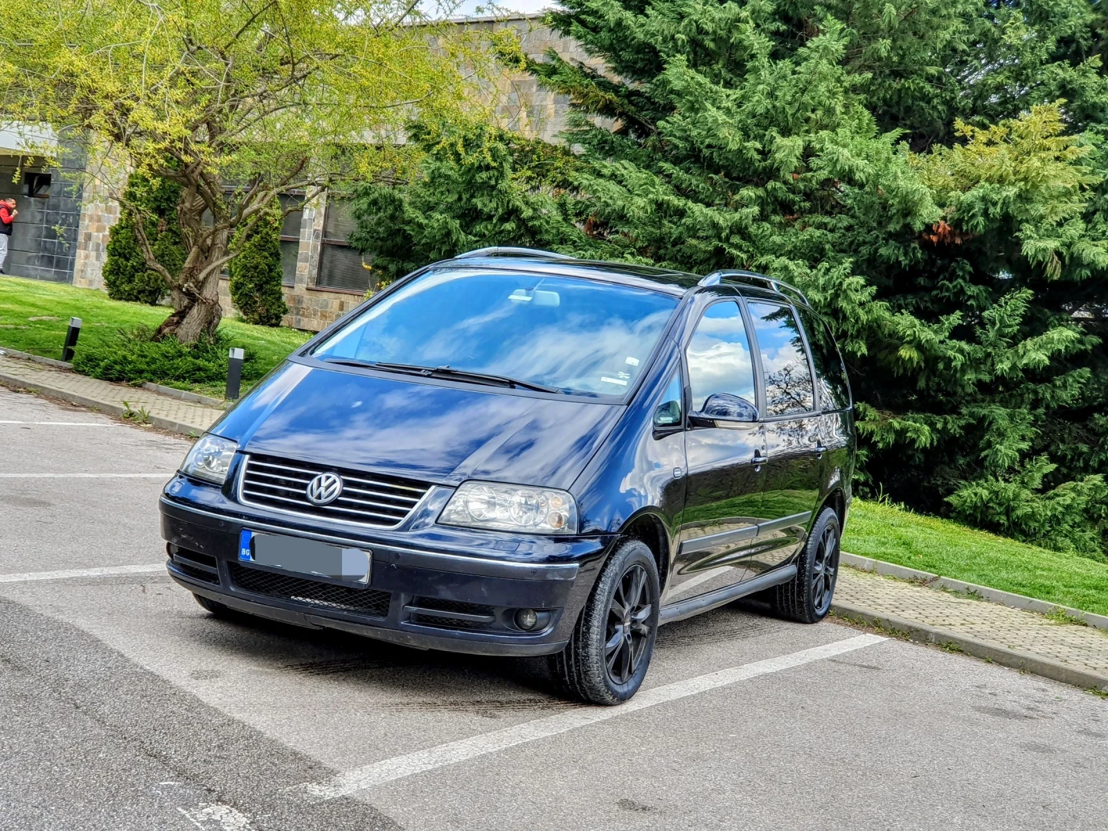 VW Sharan 1.9TDI Special - изображение 2