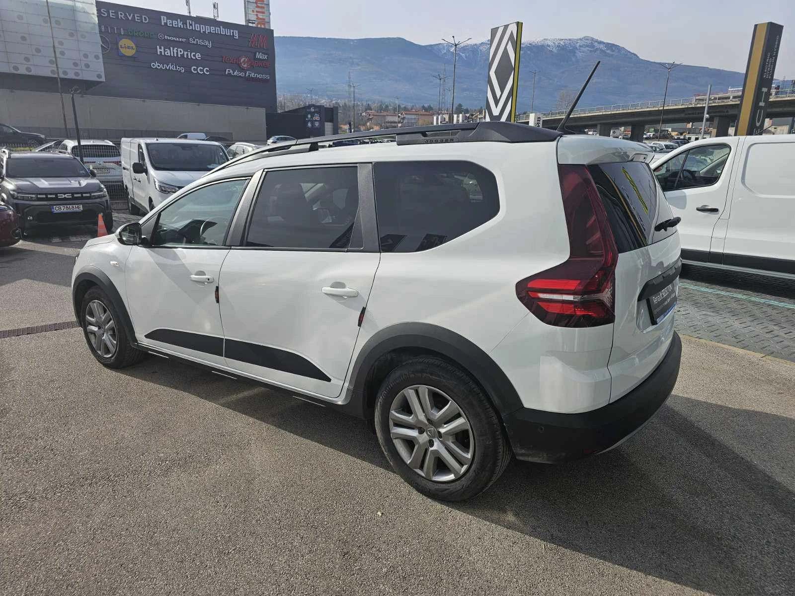 Dacia Jogger 1.0 TCe 90 Stop&Start LPG | Mobile.bg   4