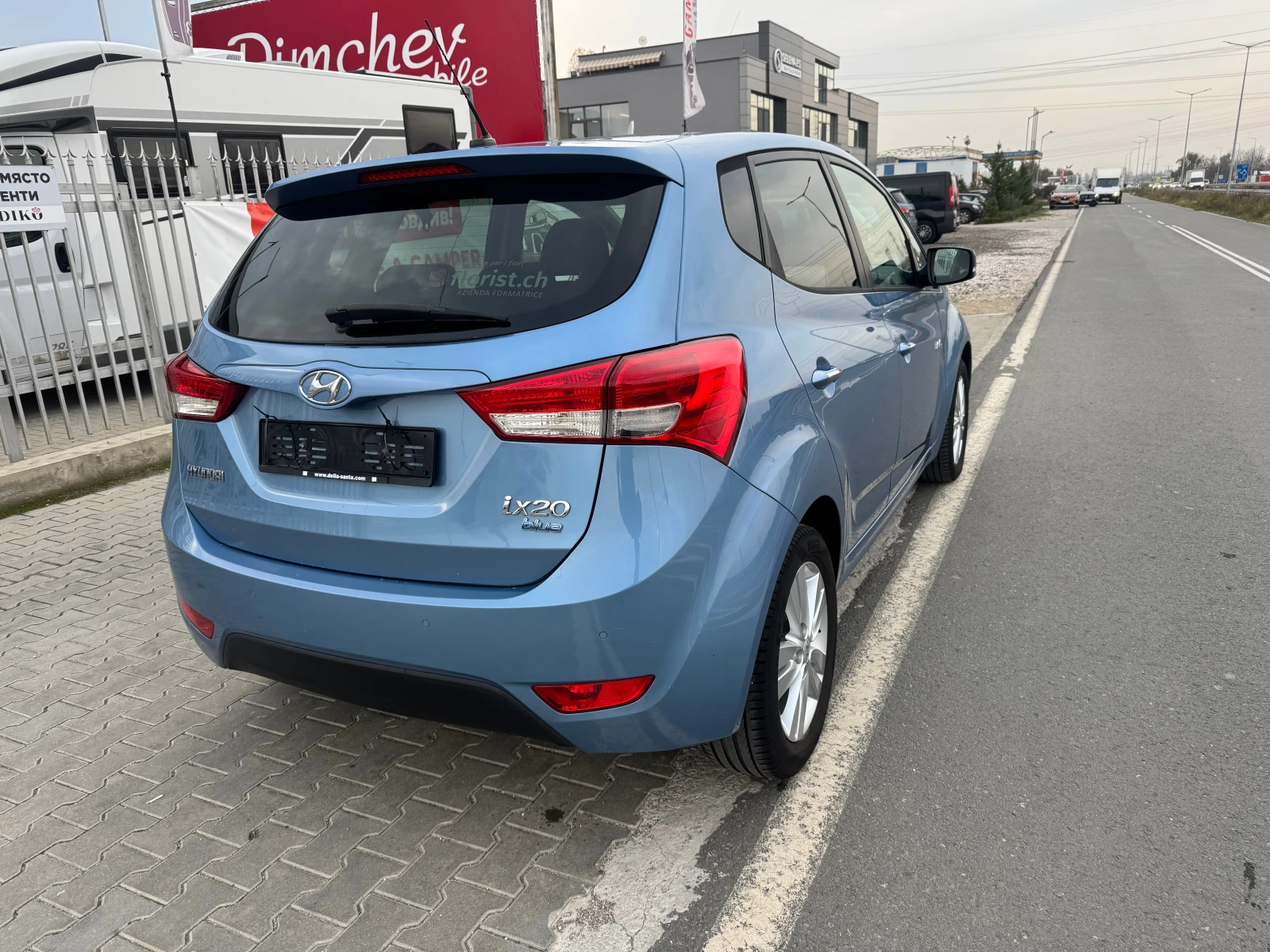 Hyundai Ix20 1.6 i - изображение 6