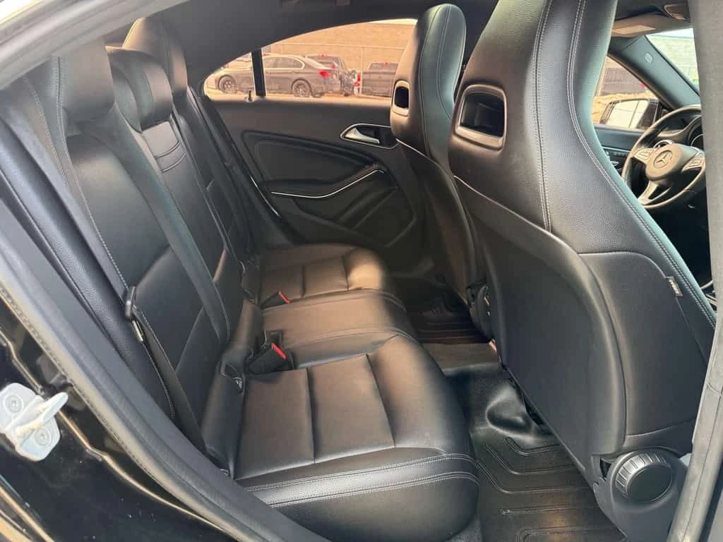 Mercedes-Benz CLA * 4dr Sdn 250 4MATIC Navigation/Leather/Pano Sun * | Mobile.bg � ����������� 16