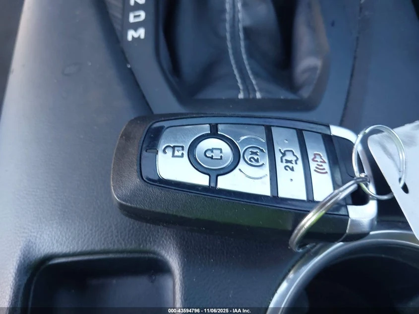 Ford Mustang 5l Gt Premium Fastback, снимка 11 - Автомобили и джипове - 54002364