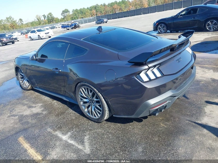 Ford Mustang 5l Gt Premium Fastback, снимка 3 - Автомобили и джипове - 54002364