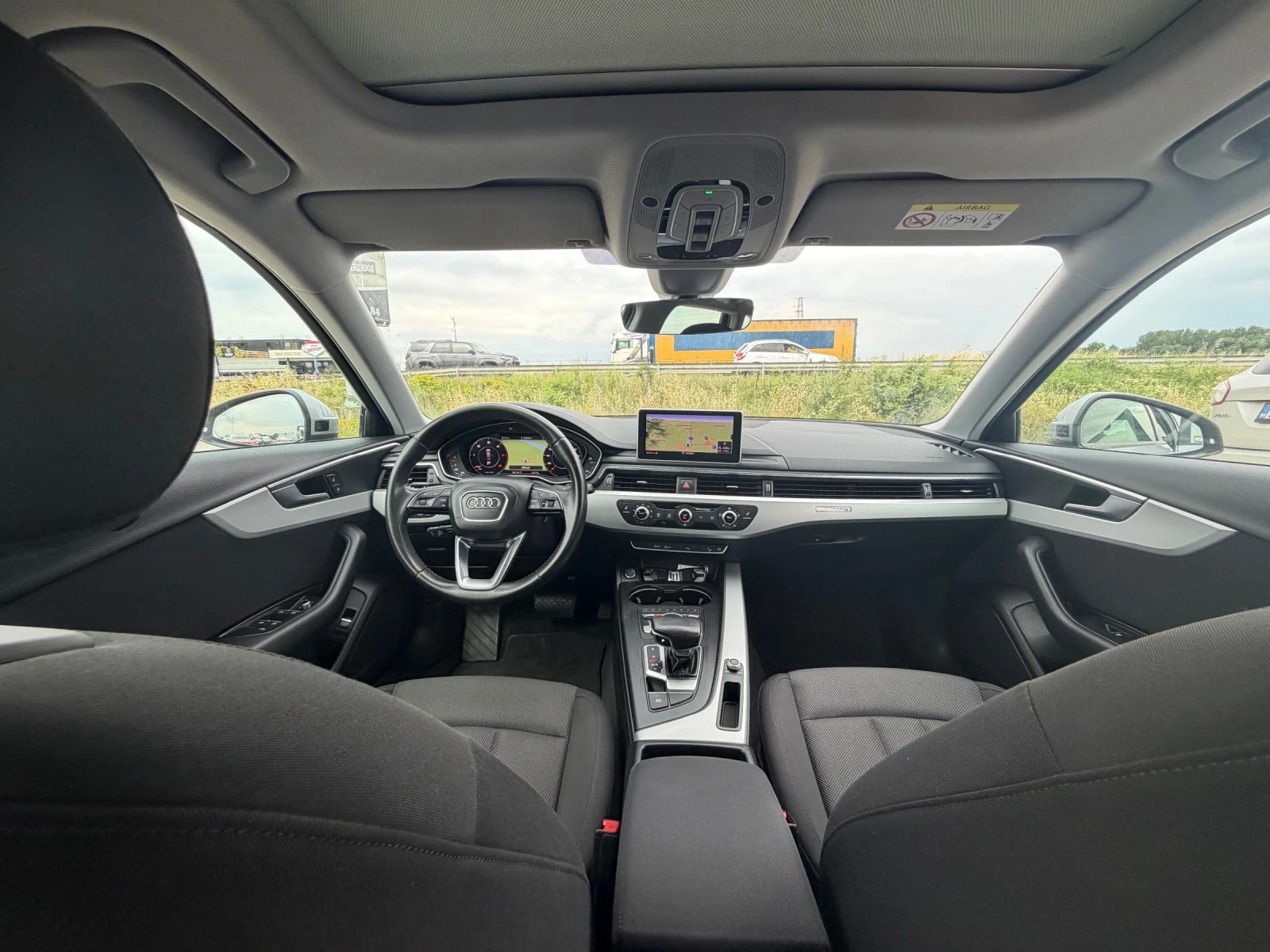 Audi A4 Allroad 2.0TDI Quattro Full/Дистр/Пано/Подгрев/, снимка 16 - Автомобили и джипове - 55132243