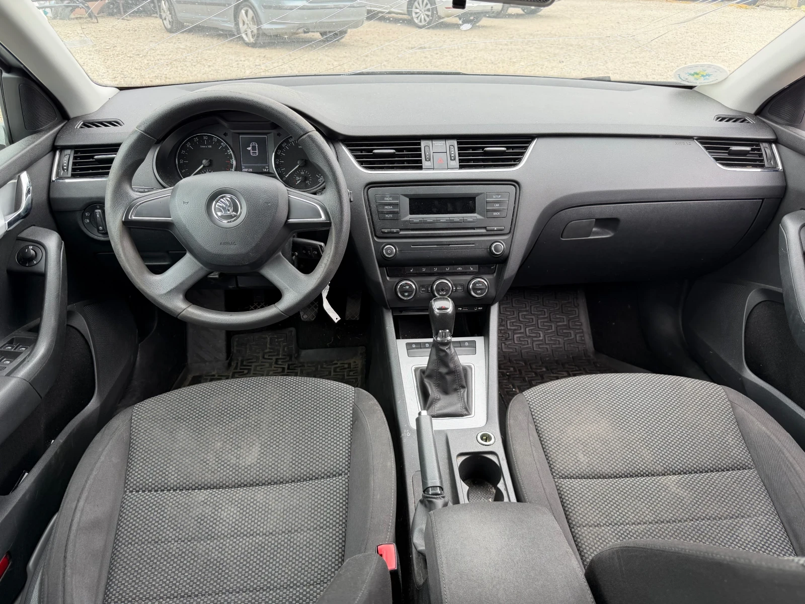 Skoda Octavia 1.6TDI-105PS-4X4, снимка 12 - Автомобили и джипове - 55411574