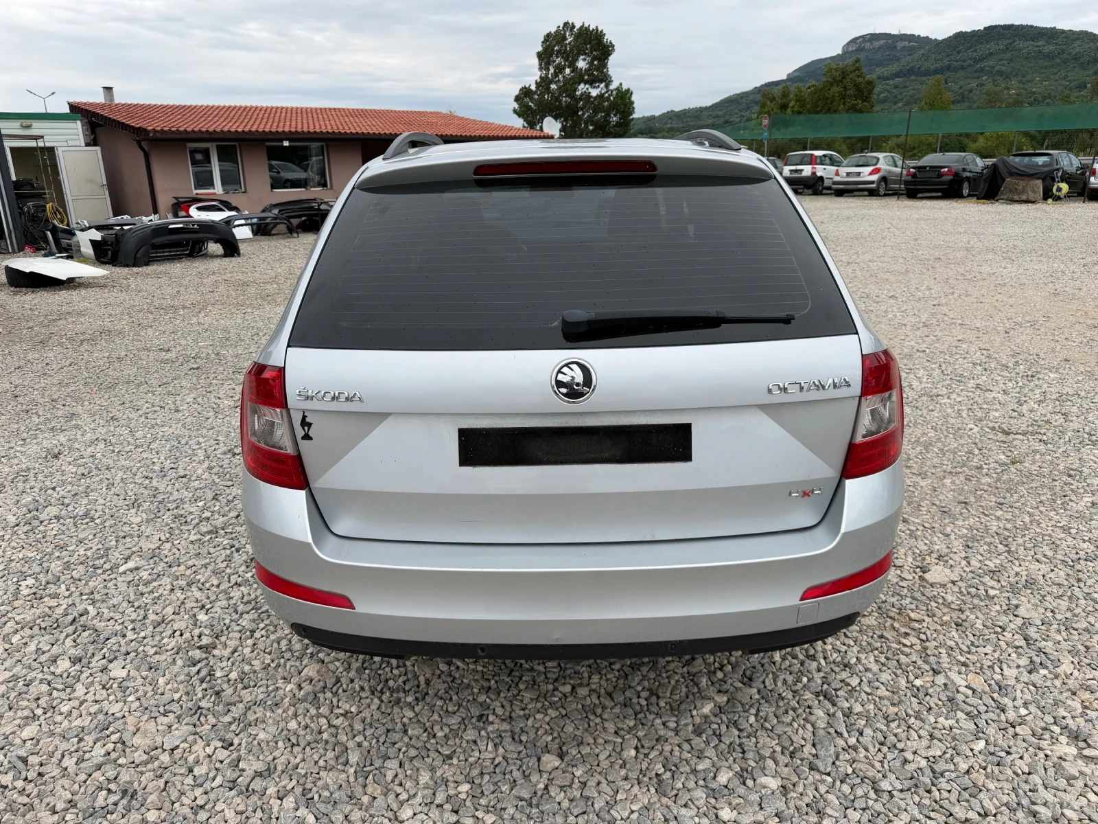 Skoda Octavia 1.6TDI-105PS-4X4, снимка 6 - Автомобили и джипове - 55411574