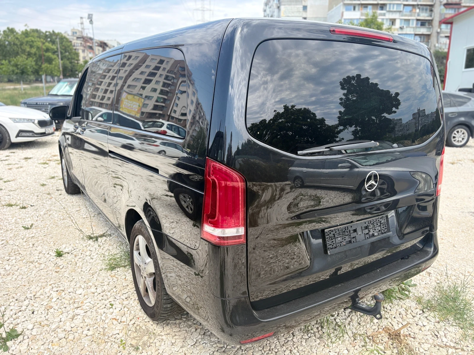 Mercedes-Benz V 300, снимка 3 - Автомобили и джипове - 55582682