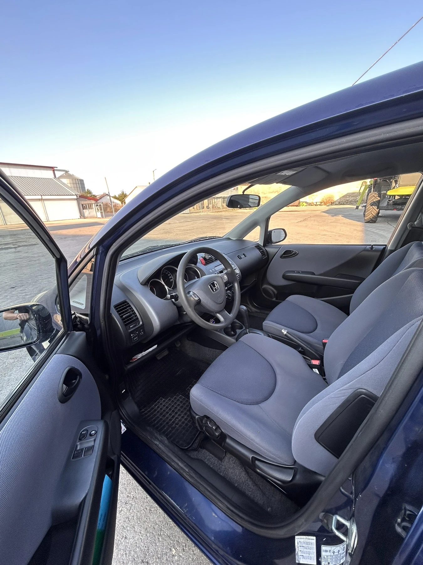 Honda Jazz 1.4, снимка 9 - Автомобили и джипове - 55646975