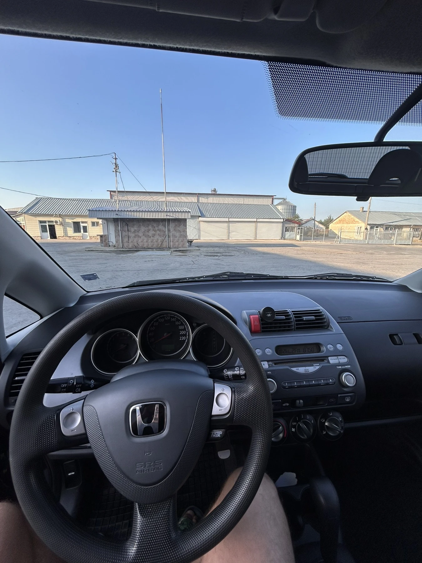 Honda Jazz 1.4, снимка 10 - Автомобили и джипове - 55646975
