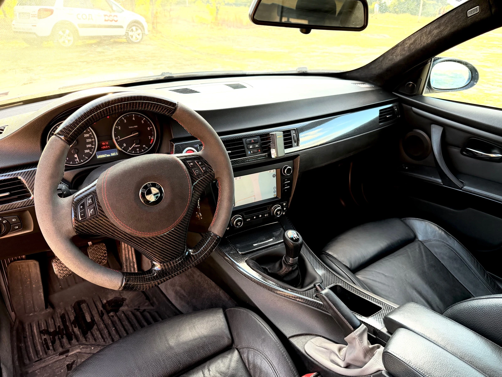 BMW 320, снимка 11 - Автомобили и джипове - 55944139
