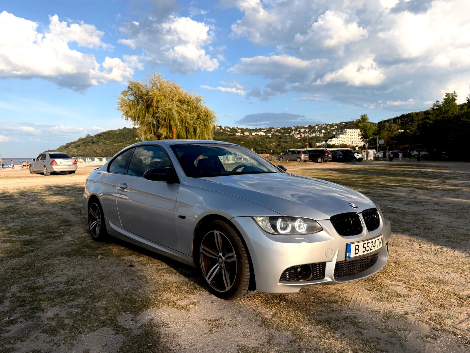 BMW 320, снимка 2 - Автомобили и джипове - 55944139