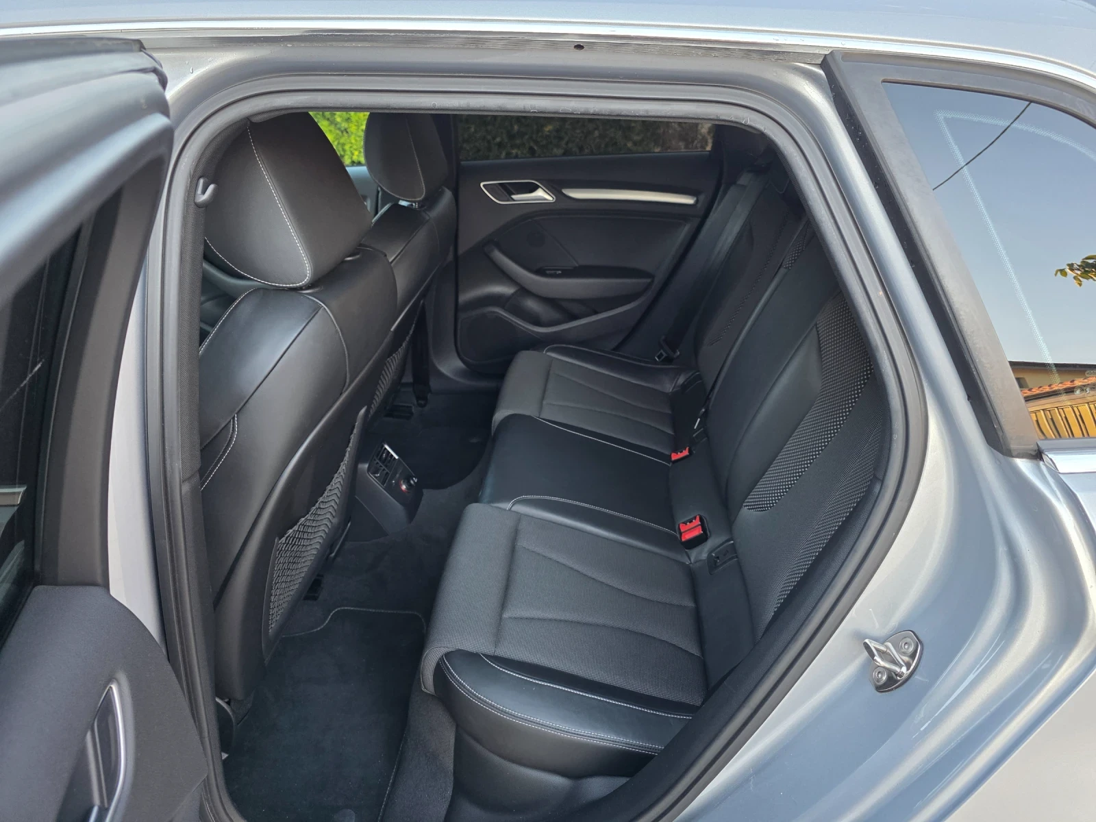 Audi A3 1.8 TFSI QUATTRO  НАПЪЛНО ОБСЛУЖЕН , снимка 9 - Автомобили и джипове - 56075059