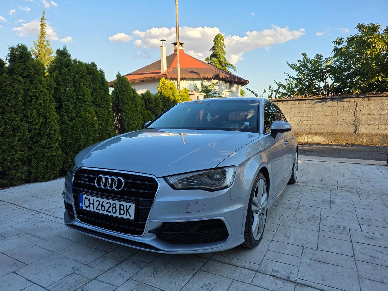 Audi A3 1.8 TFSI QUATTRO  НАПЪЛНО ОБСЛУЖЕН 