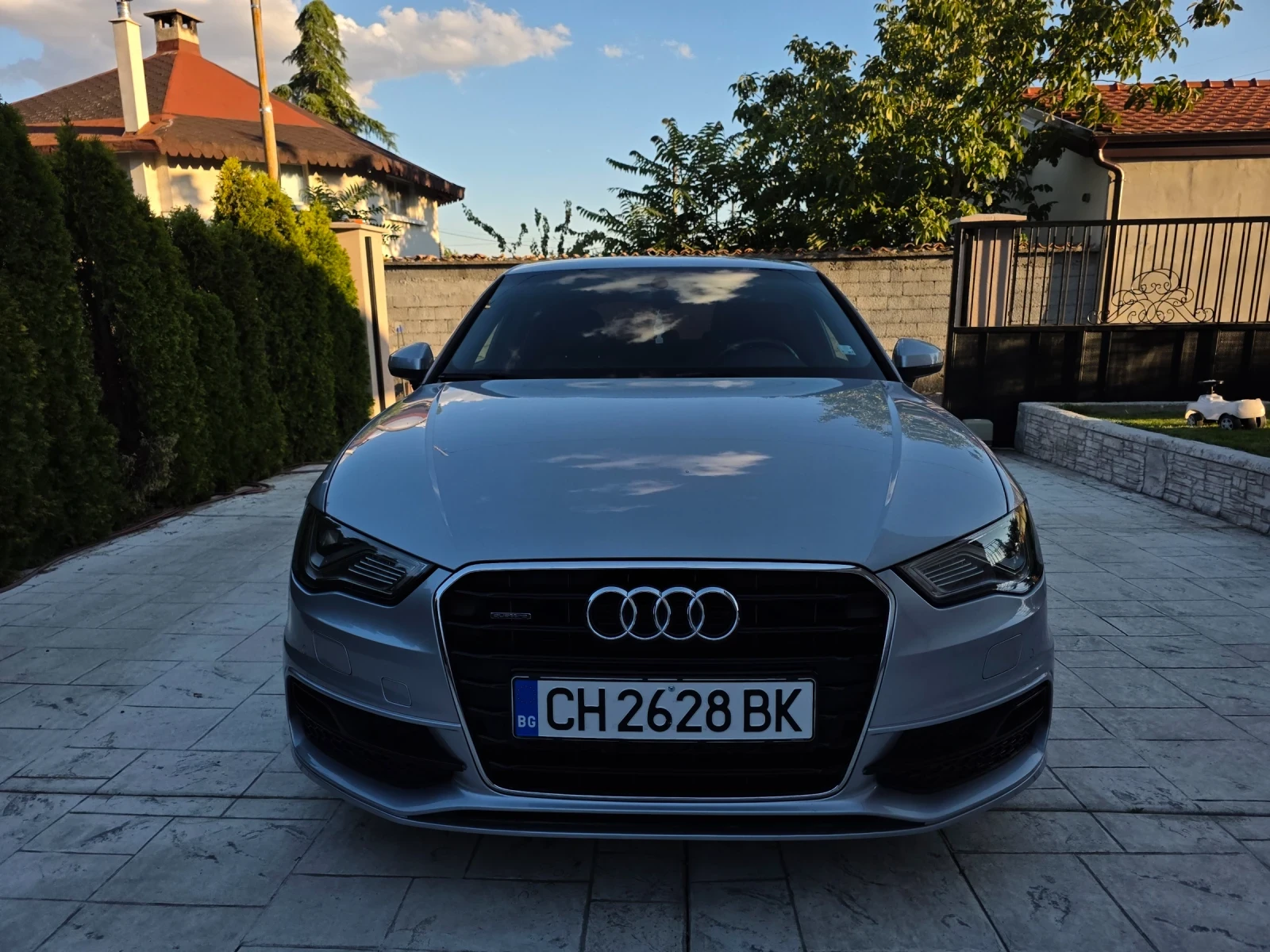 Audi A3 1.8 TFSI QUATTRO  НАПЪЛНО ОБСЛУЖЕН , снимка 2 - Автомобили и джипове - 56075059