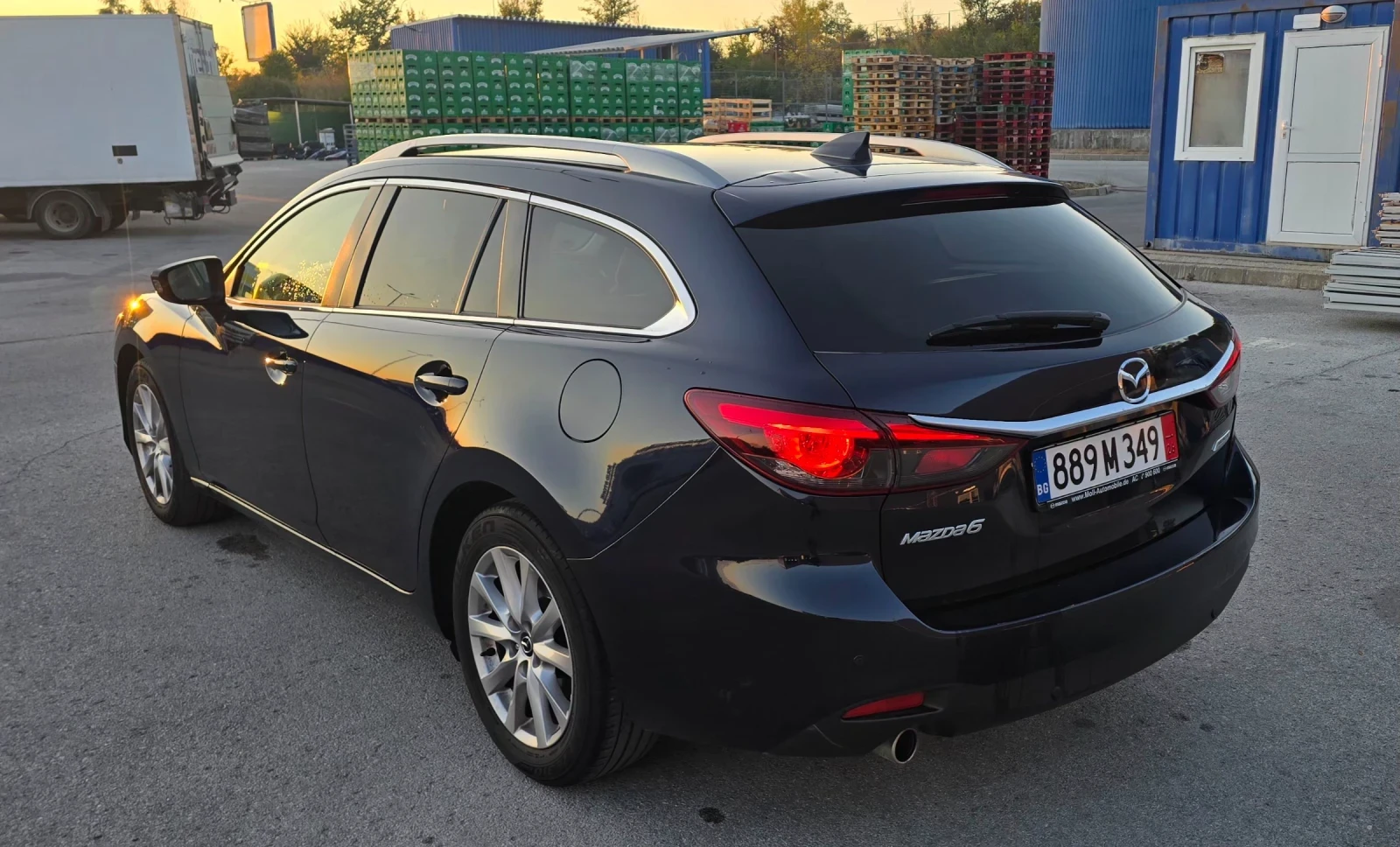 Mazda 6 2.2 D Skyactiv, Facelift, снимка 6 - Автомобили и джипове - 56113412