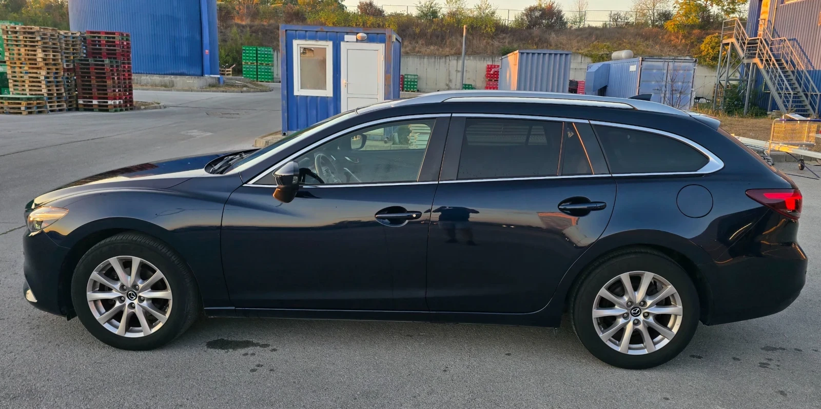Mazda 6 2.2 D Skyactiv, Facelift, снимка 5 - Автомобили и джипове - 56113412