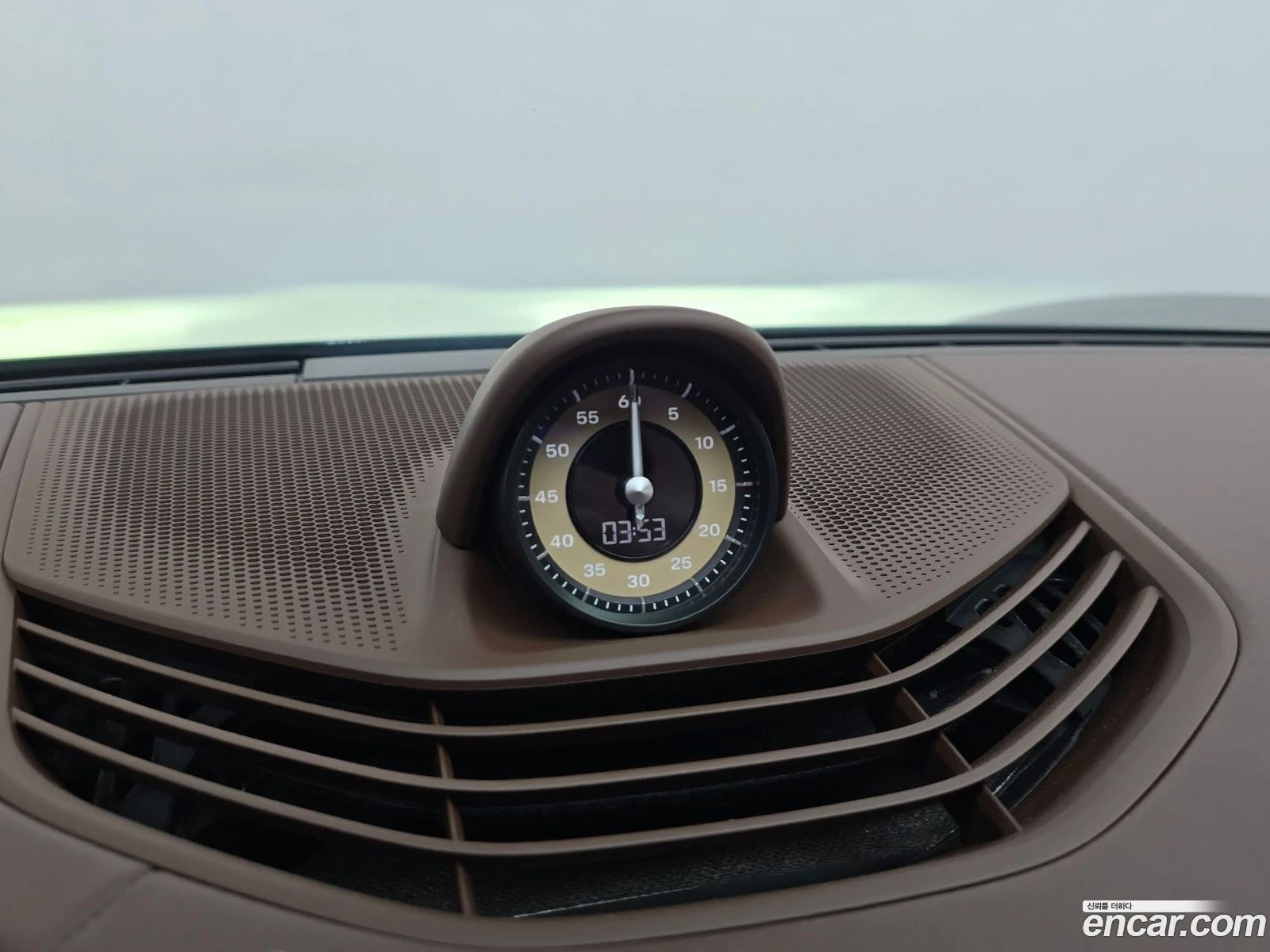 Porsche Taycan GTS* �������� ������ ������� | Mobile.bg � ����������� 17