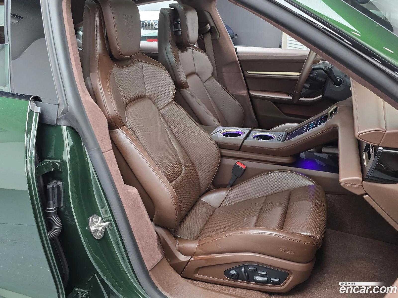 Porsche Taycan GTS* �������� ������ ������� | Mobile.bg � ����������� 11
