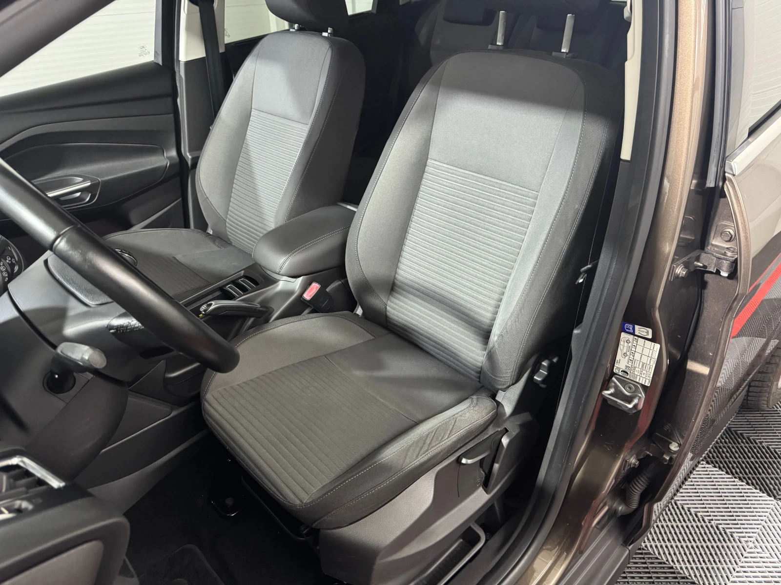 Ford C-max 1.5 TDCI | EURO 6B | Mobile.bg � ����������� 13