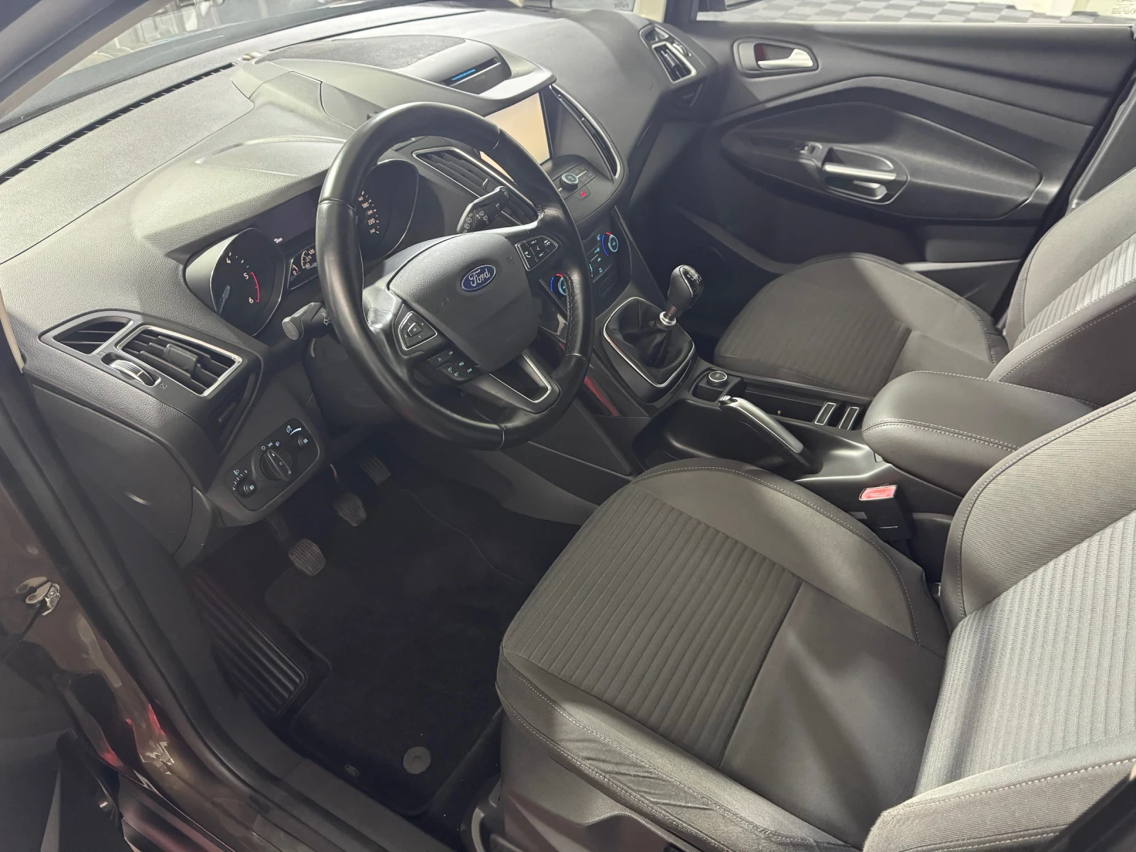 Ford C-max 1.5 TDCI | EURO 6B | Mobile.bg � ����������� 8