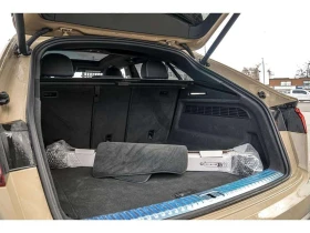 Audi Q8 55TFSI S-Line * Фиксирана цена до БГ * CARFAX * , снимка 6