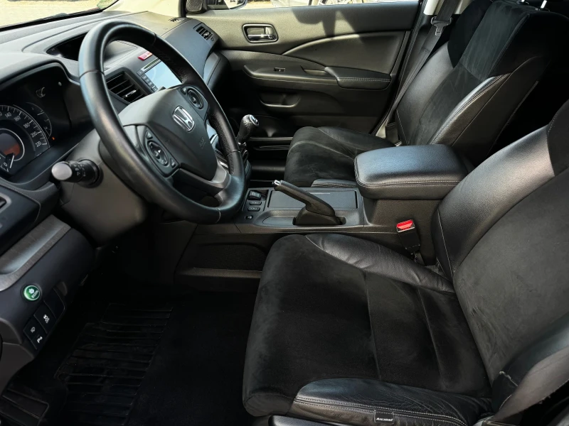 Honda Cr-v 2.2 i-DTEC 4WD, снимка 11 - Автомобили и джипове - 47810101