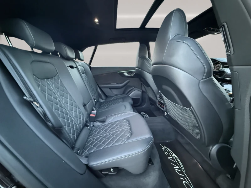 Audi Q8 5.0TDI#3xSLINE#B&O#MATRIX-LASER#PODGREV#OBDUH#PANO, снимка 14 - Автомобили и джипове - 50112685
