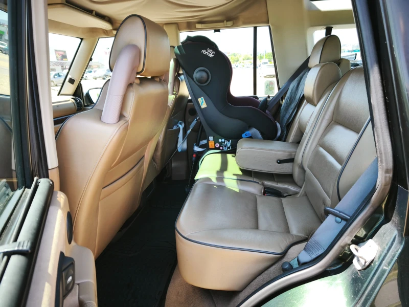 Land Rover Discovery HSE, снимка 13 - Автомобили и джипове - 51696546