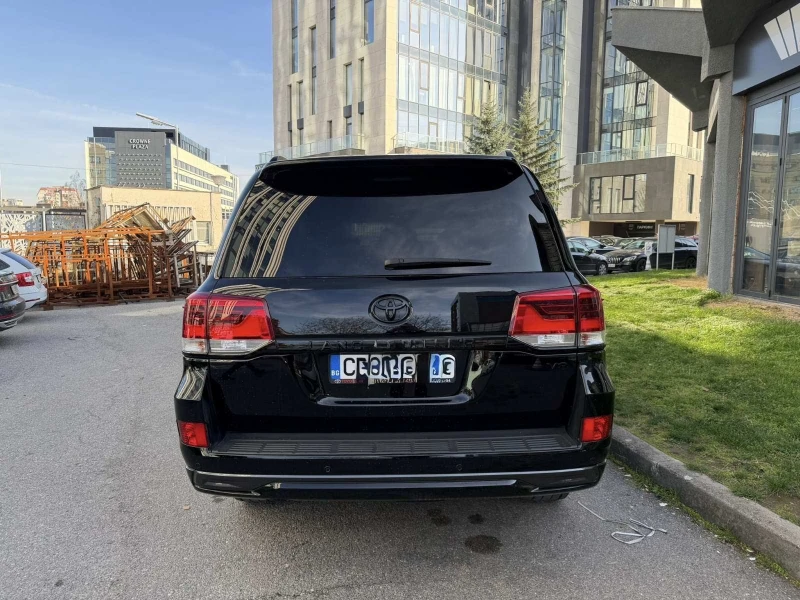 Toyota Land cruiser 200 BLACK EDITION, снимка 5 - Автомобили и джипове - 52711350