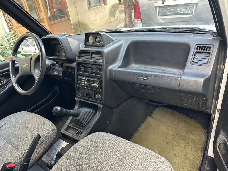 Suzuki Vitara 1.6 16v 4x4, снимка 12 - Автомобили и джипове - 53260394
