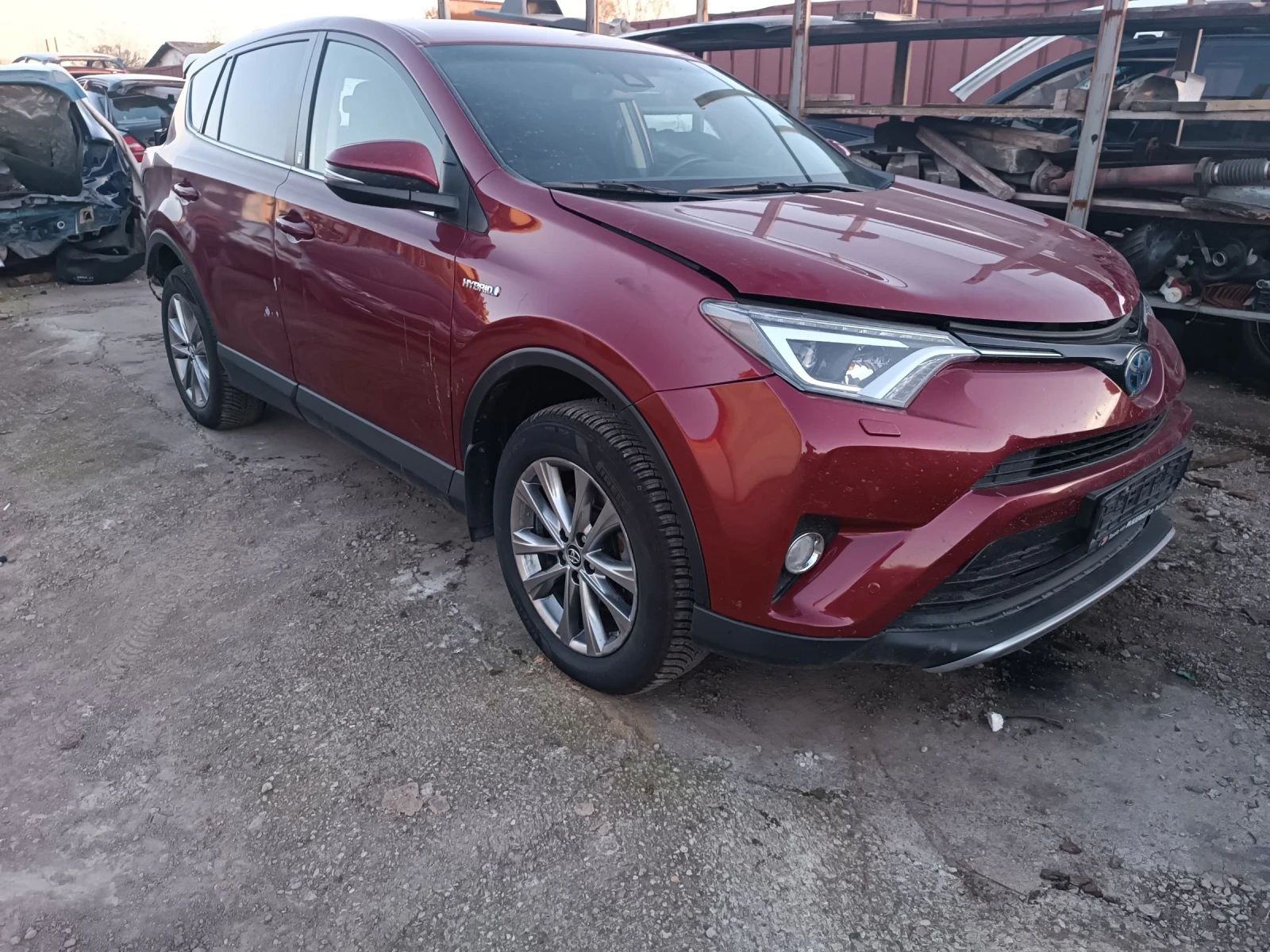 Toyota Rav4 2.5 Hibrid - изображение 2