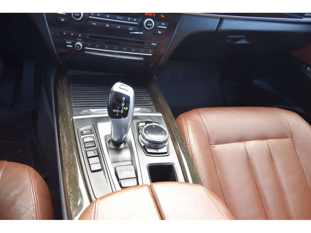 BMW X5 * xDrive35i Navi Panoramic Sunroof * CARFAX * ���� | Mobile.bg � ����������� 15