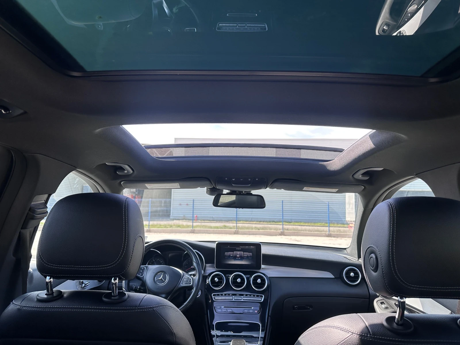 Mercedes-Benz GLC 300 4 MATIC, снимка 15 - Автомобили и джипове - 53767037