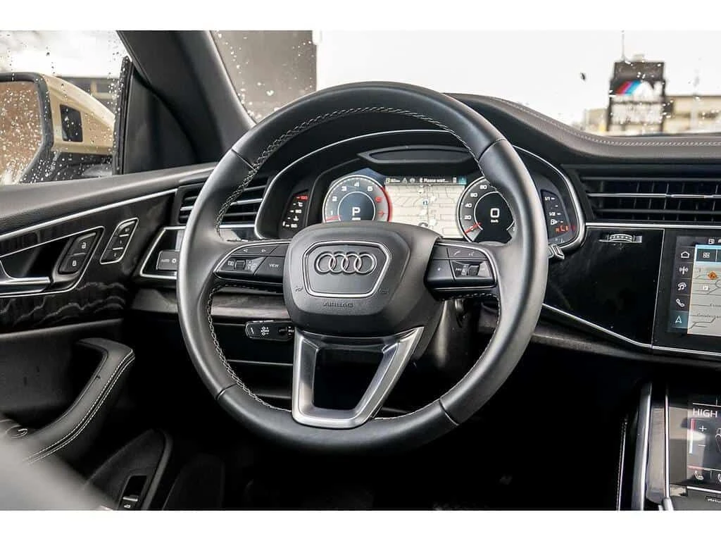 Audi Q8 55TFSI S-Line * Фиксирана цена до БГ * CARFAX * , снимка 9 - Автомобили и джипове - 53960317