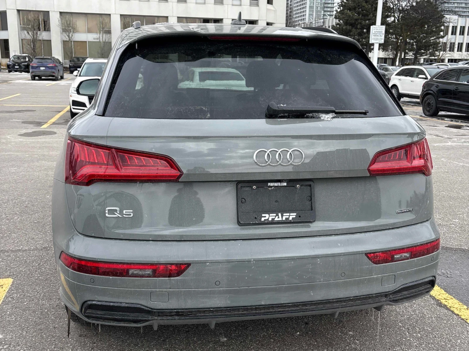 Audi Q5 PROGRESSIV * ПОДГРЕВ * ПАНОРАМА CAR FAX * , снимка 2 - Автомобили и джипове - 54247093