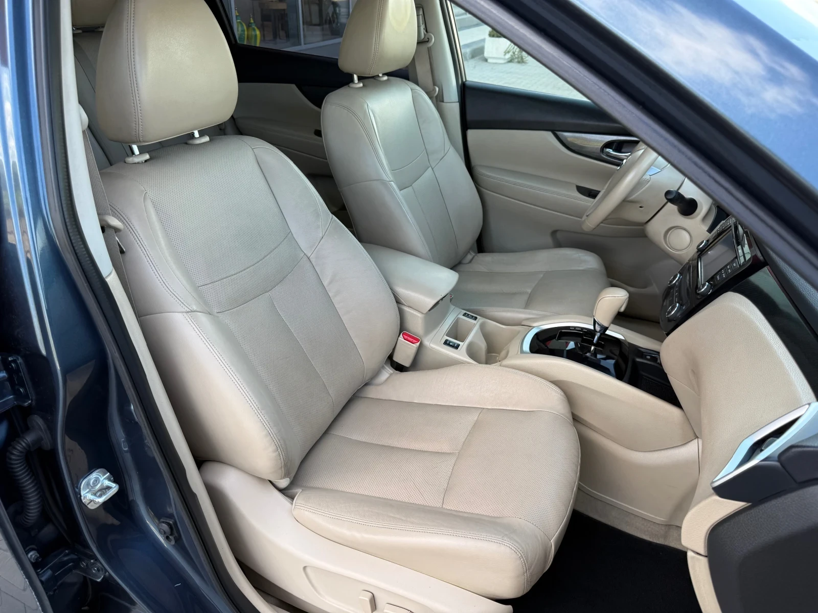 Nissan X-trail 1.6 DCi TEKNA / FULL / KOJA / NAVI / 360 / EURO 6, снимка 11 - Автомобили и джипове - 54443744