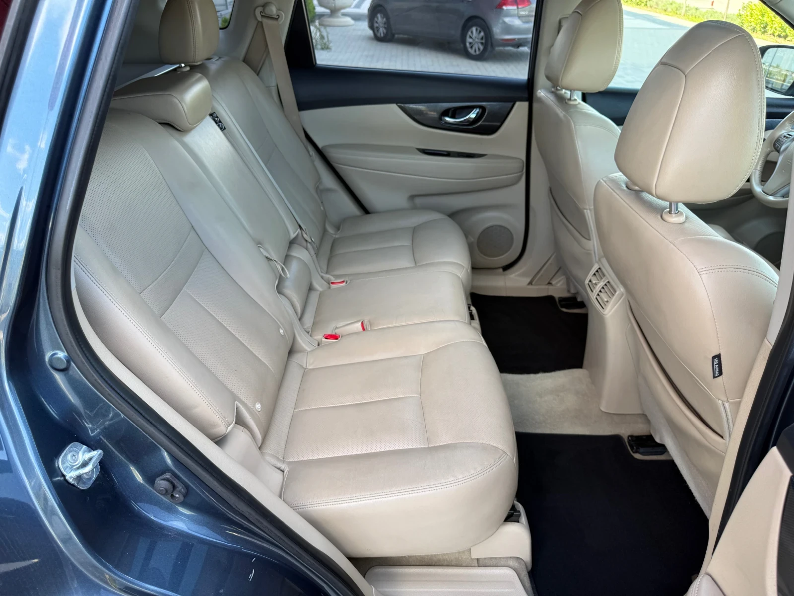 Nissan X-trail 1.6 DCi TEKNA / FULL / KOJA / NAVI / 360 / EURO 6, снимка 13 - Автомобили и джипове - 54443744