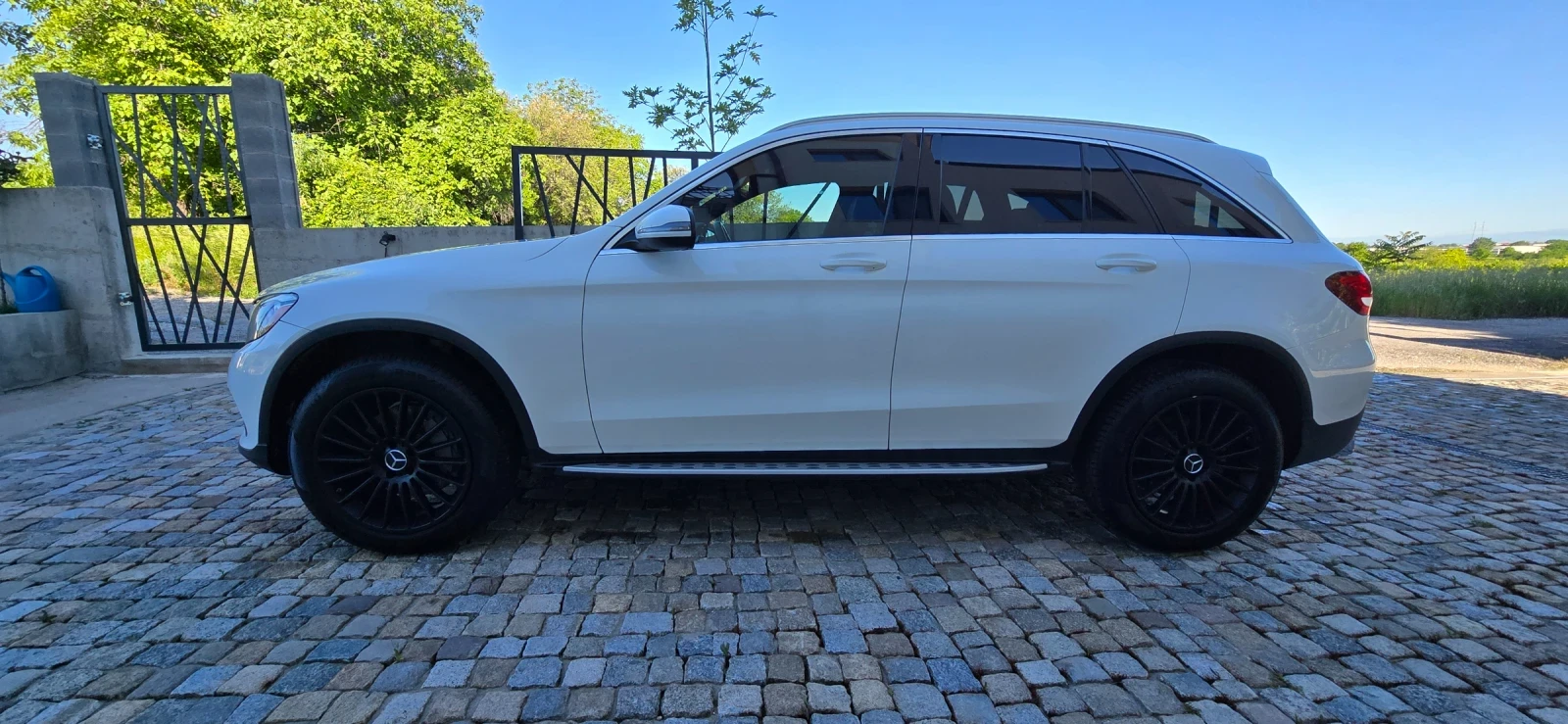 Mercedes-Benz GLC 4 MATIC, снимка 3 - Автомобили и джипове - 54717093
