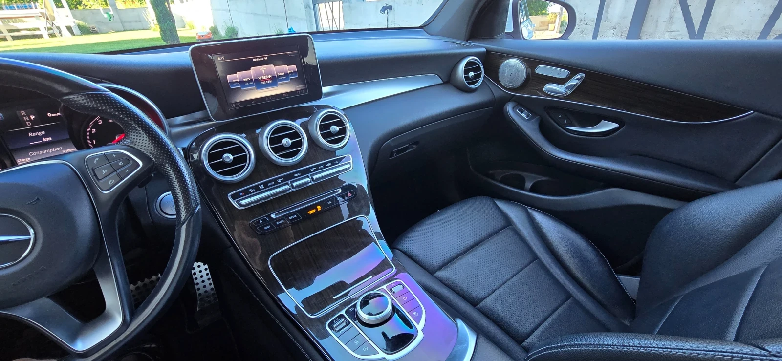 Mercedes-Benz GLC 4 MATIC, снимка 7 - Автомобили и джипове - 54717093