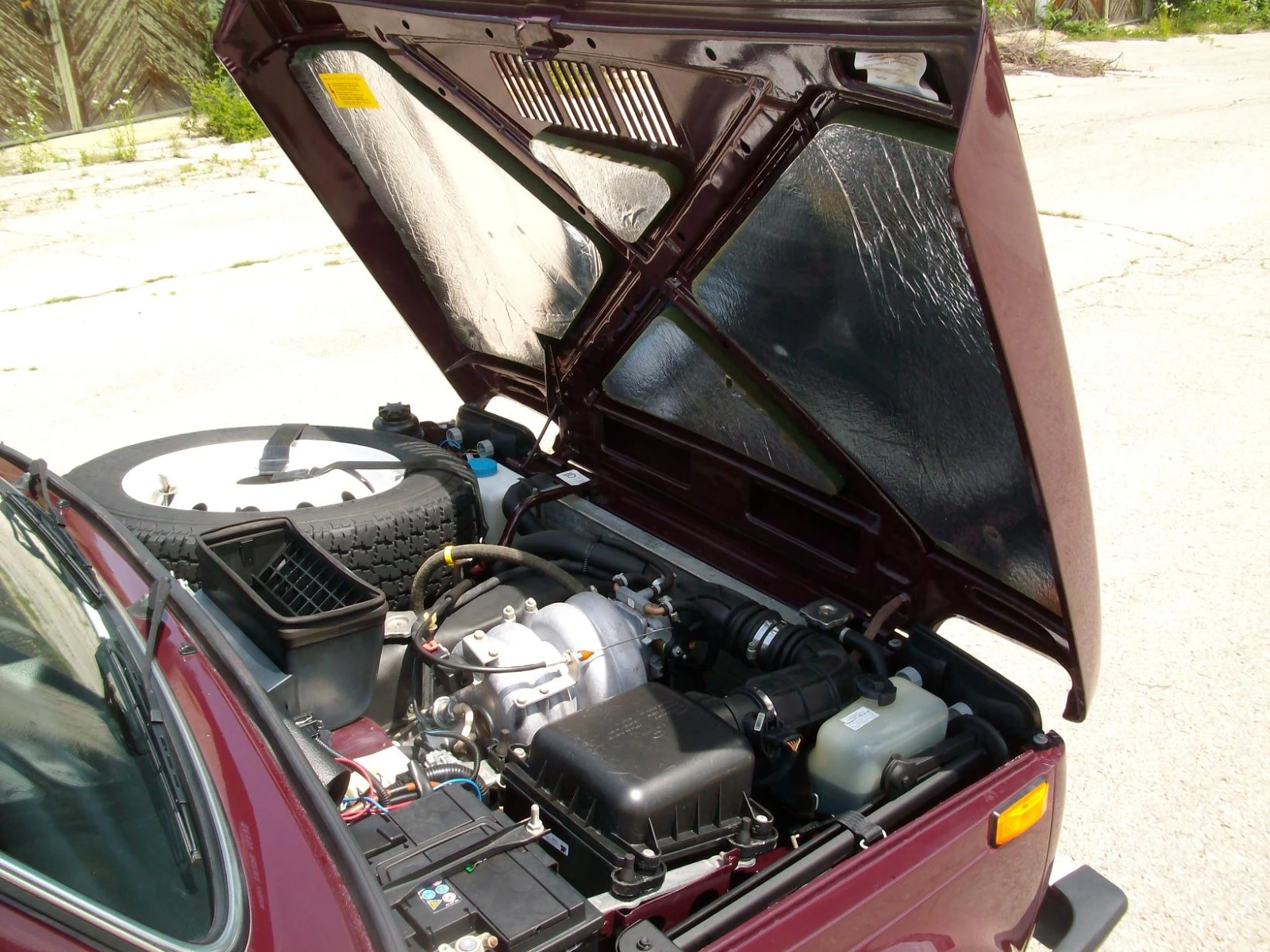 Lada Niva 1.7i 44 000 km KATO OT MAGAZINA , снимка 16 - Автомобили и джипове - 54765755