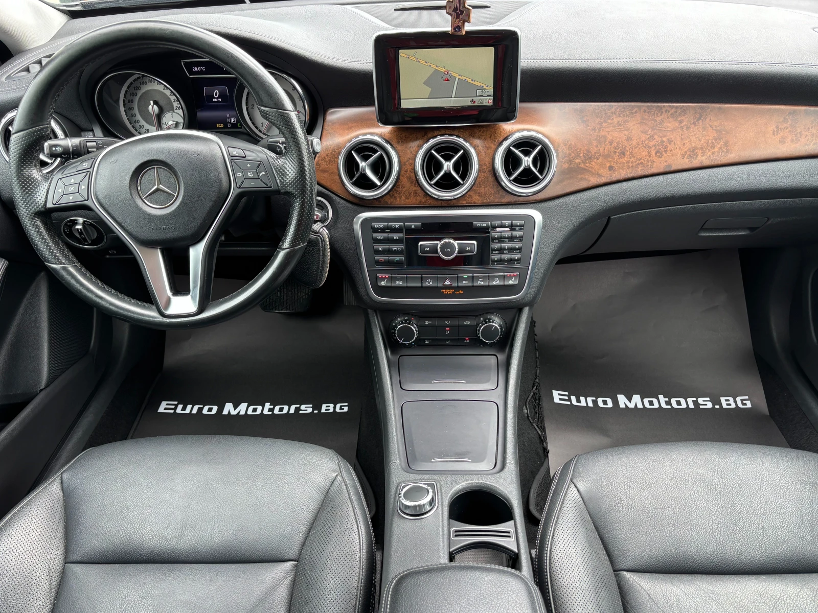 Mercedes-Benz GLA 220 CDI 4MATIC, снимка 9 - Автомобили и джипове - 55301198