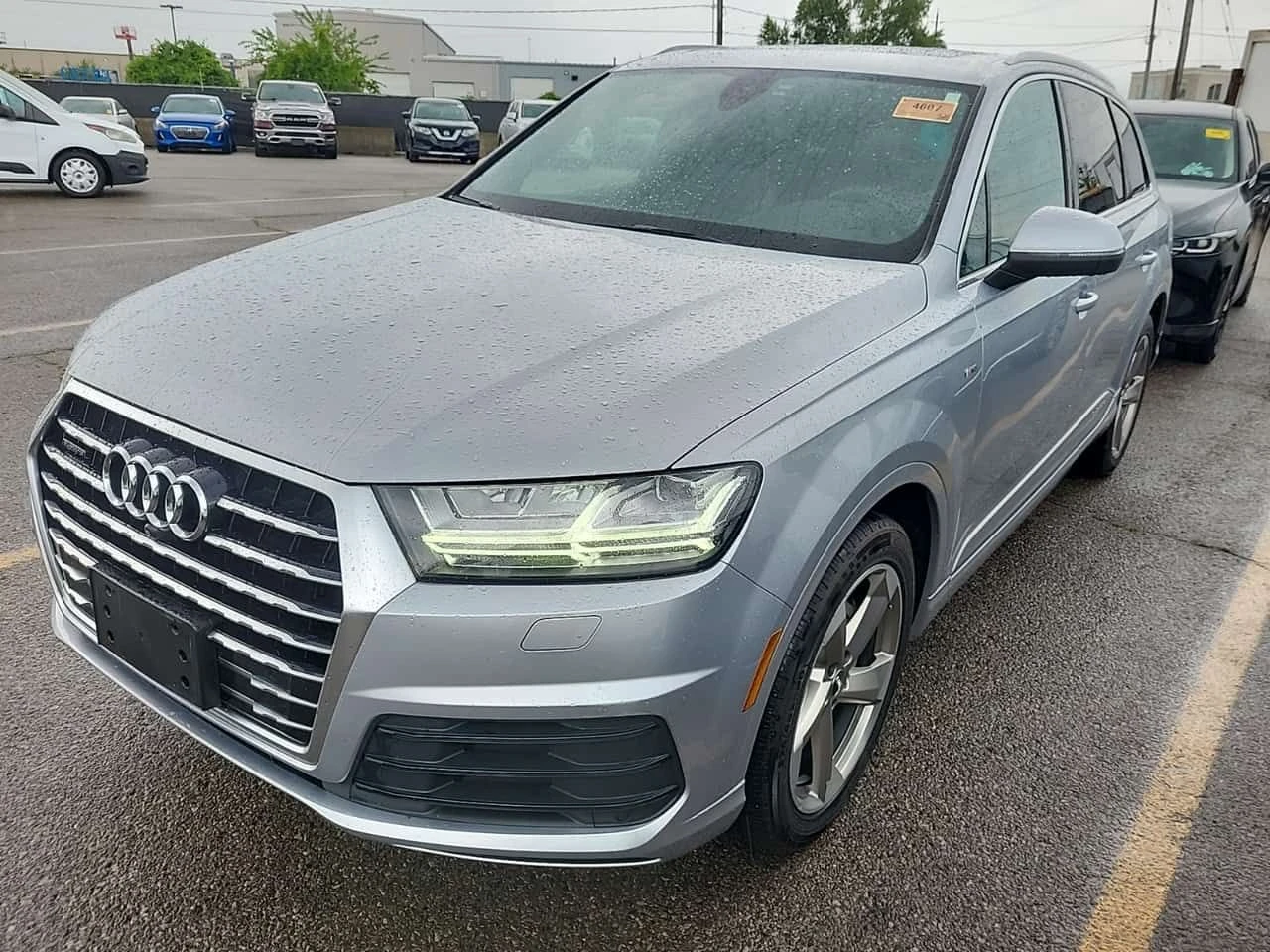 Audi Q7 S-Line * Progessiv * CARFAX * Без инциденти * 