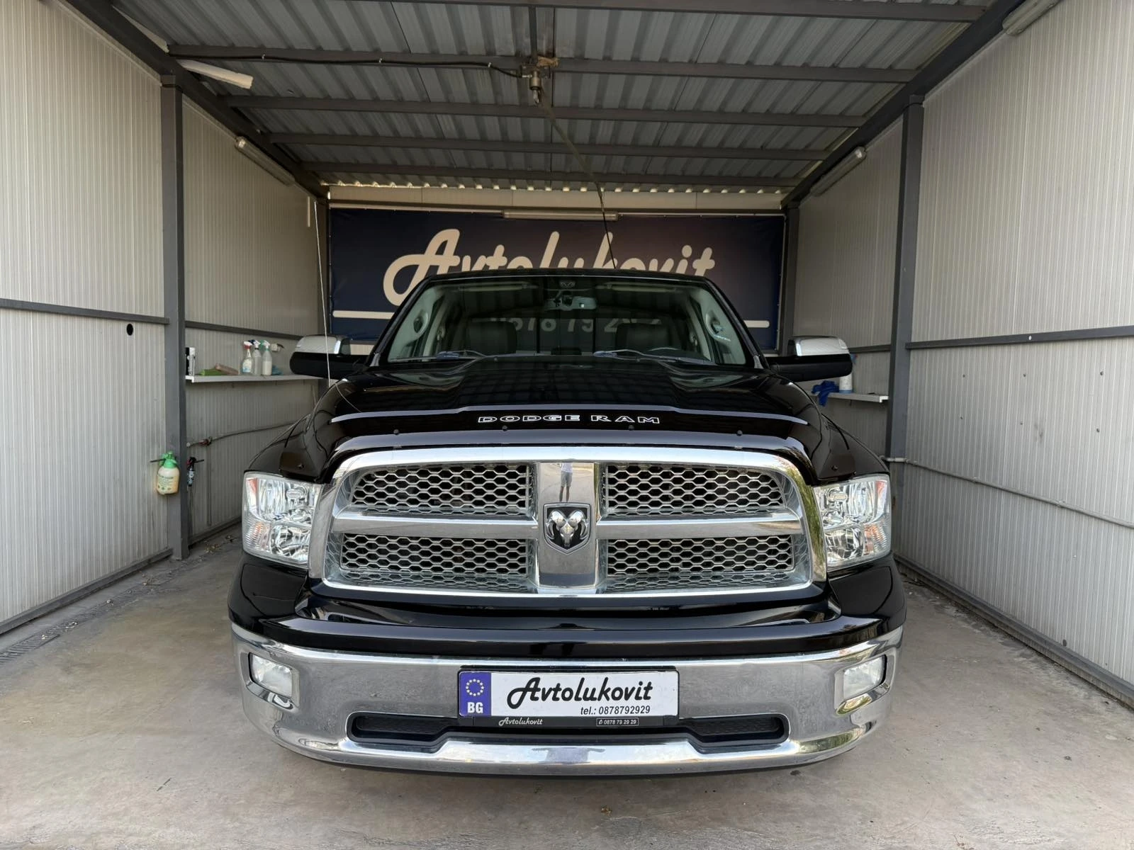 Dodge RAM 1500 5.7 HEMI, снимка 2 - Автомобили и джипове - 55900464