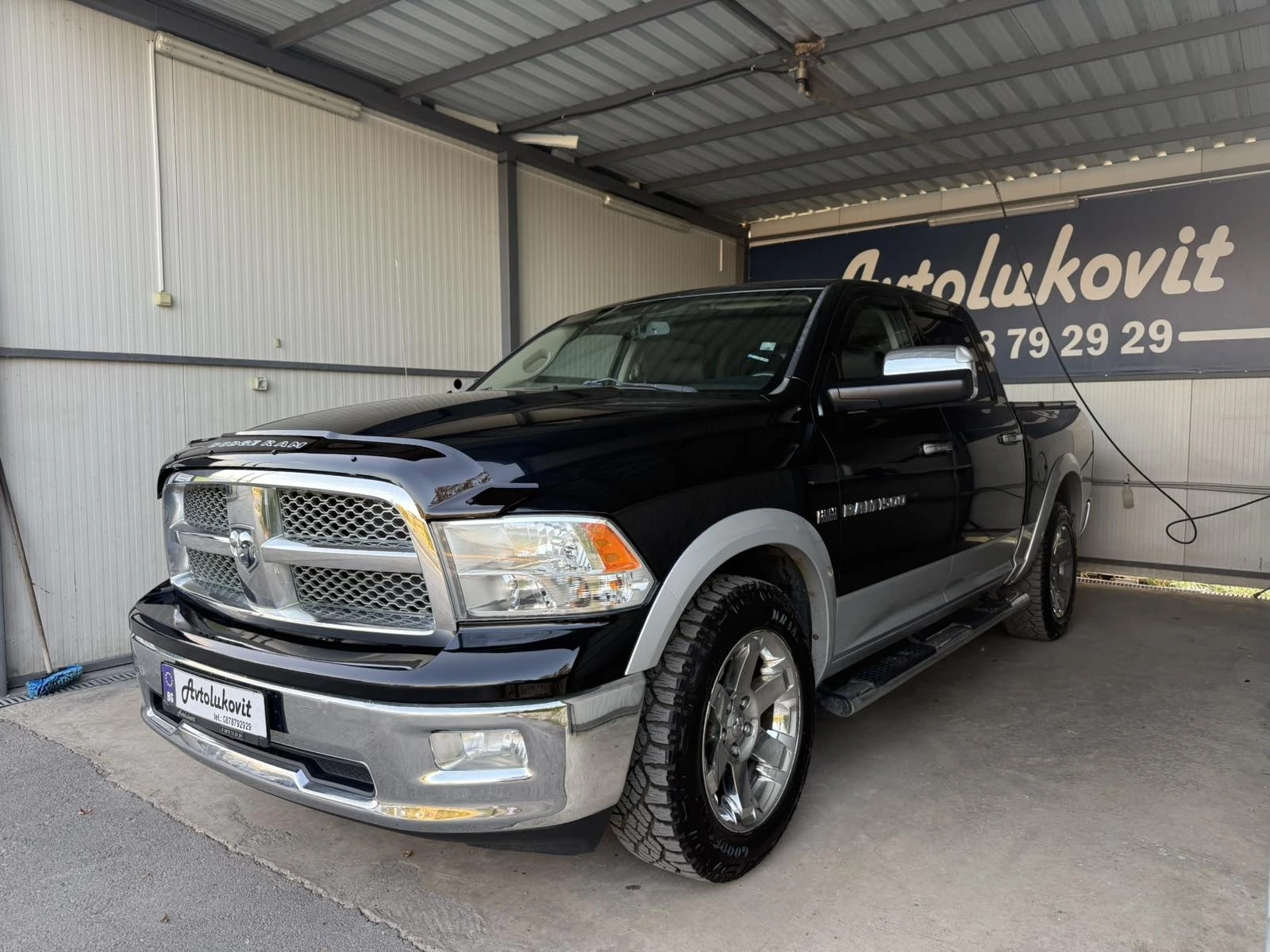 Dodge RAM 1500 5.7 HEMI, снимка 3 - Автомобили и джипове - 55900464