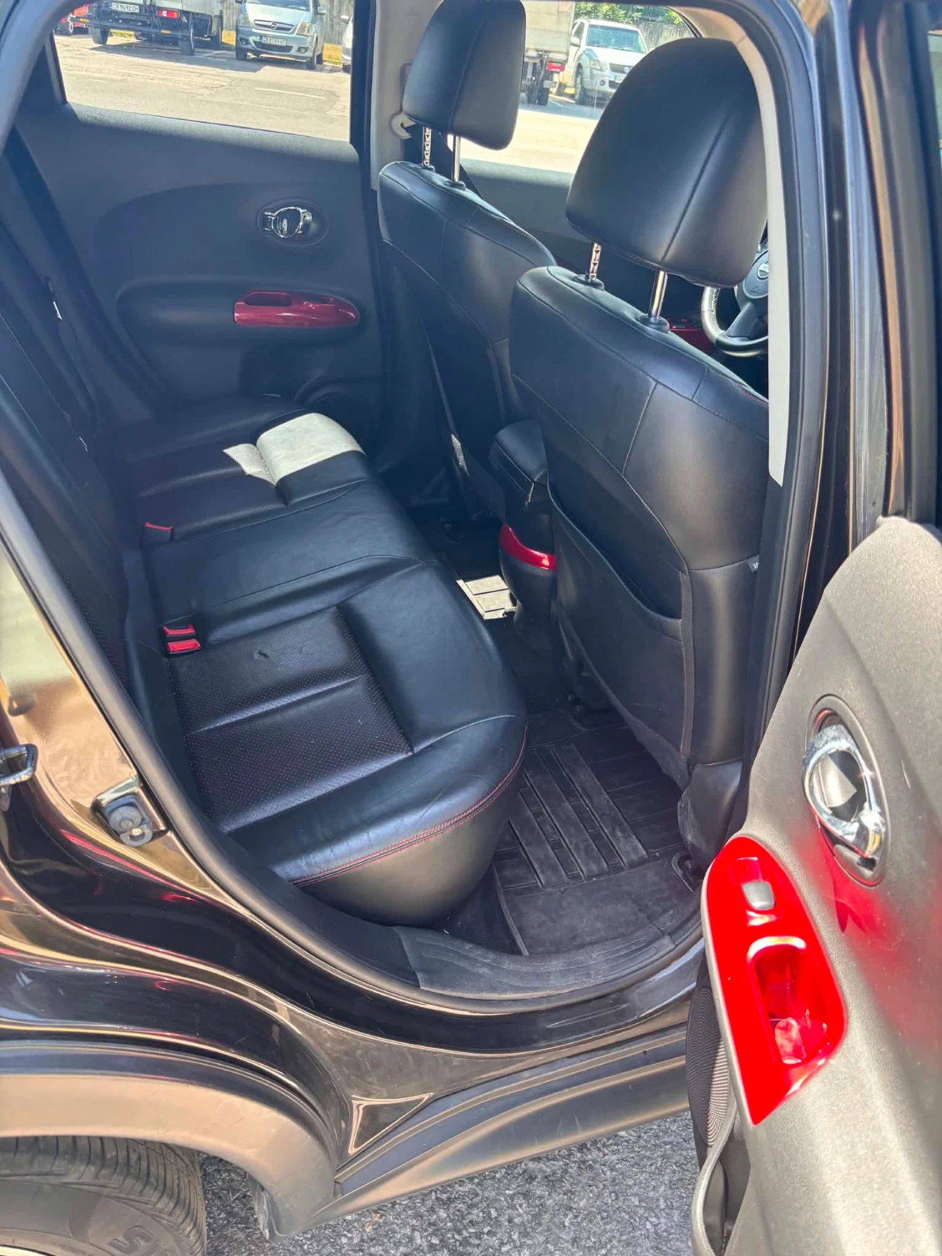 Nissan Juke, снимка 9 - Автомобили и джипове - 56407258