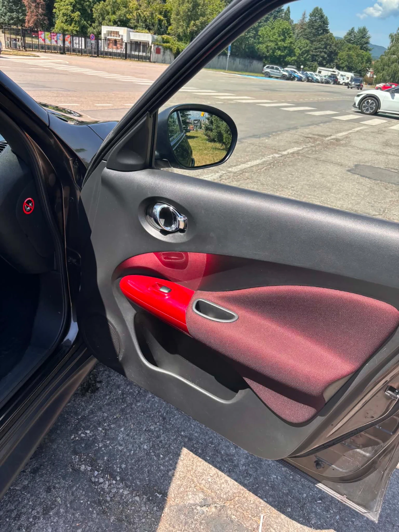 Nissan Juke, снимка 5 - Автомобили и джипове - 56407258
