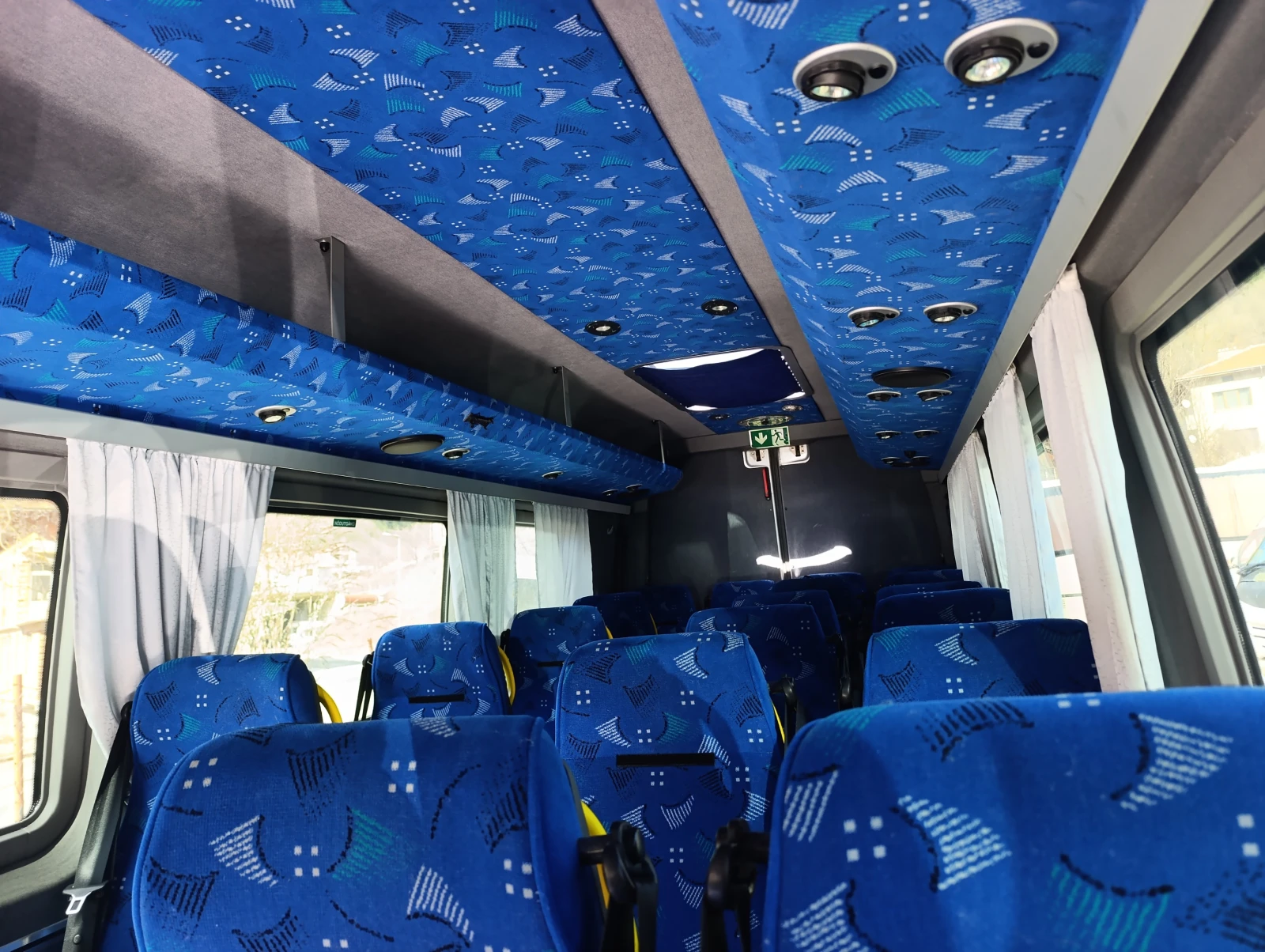 Mercedes-Benz Sprinter 518 19+ 1, КЛИМА, 2 ПЕЧКИ, АВТОМ.ВРАТА, TV+ DVD,  - изображение 6