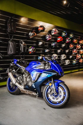 Yamaha YZF-R1 |  Последен модел | Гаранция до 08/2026   1852 км, снимка 1