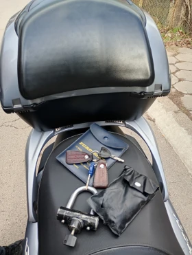 Honda Sh 300куб.Инжекцион 2011г., снимка 4