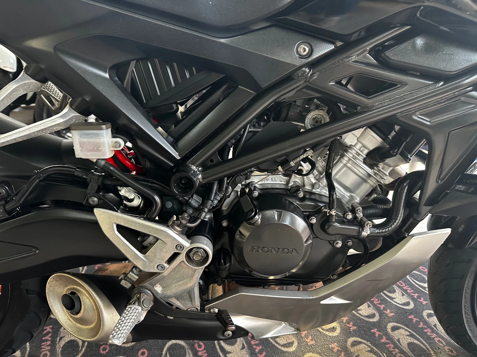 Honda Cb 125R ABS/LED 06.2018. | Mobile.bg   12
