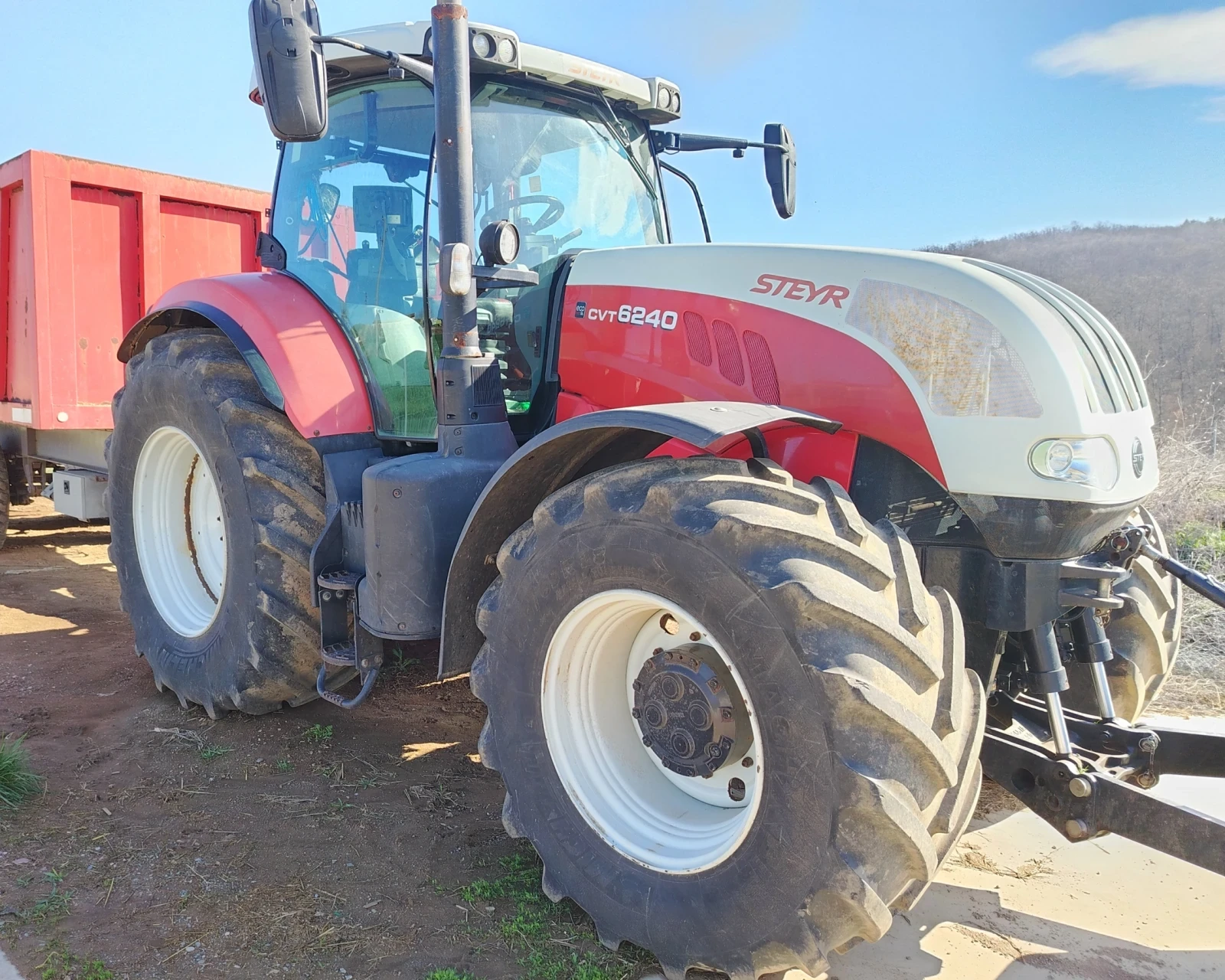 Трактор Steiger CVT240